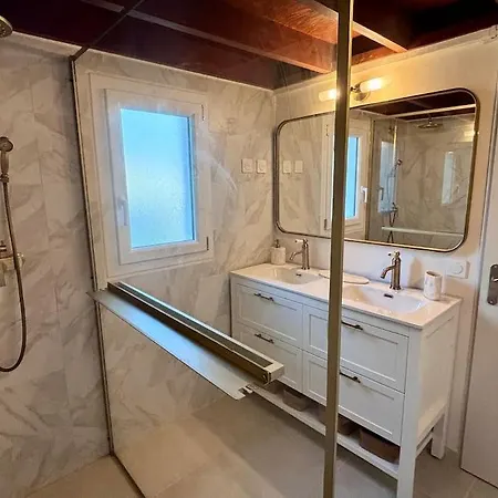 Maison Avec Grand Jardin A 1 Km De La *